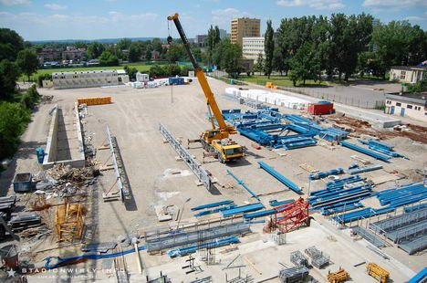 Plac budowy za trybuną zachodnią